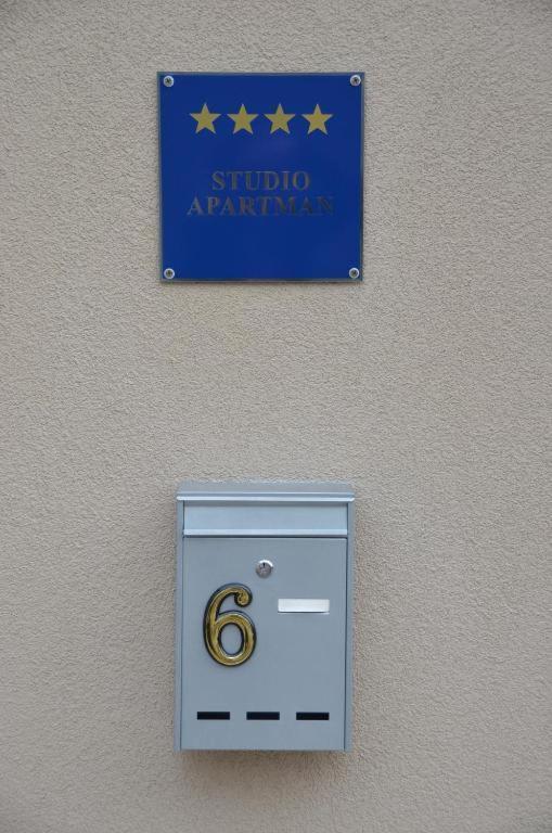 Studio Apartment Above Promenade W Terrace & Parking ラバック エクステリア 写真